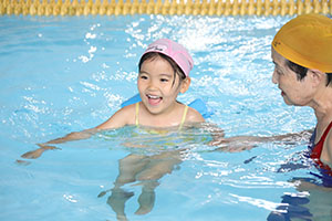 トップスイミングへ行きました　ばら・すみれ　NO．2