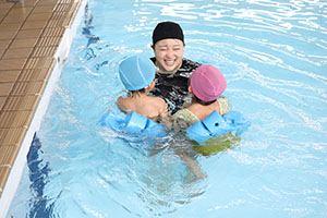 トップスイミングへ行きました　ばら・すみれ　NO．2