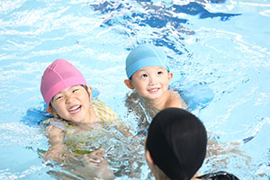 トップスイミングへ行きました　ばら・すみれ　NO．2