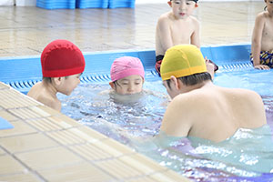 トップスイミングへ行きました　ばら・すみれ　NO．2