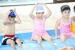 トップスイミングへ行きました　ばら・すみれ　NO．2