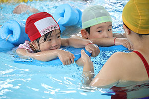 トップスイミングへ行きました　ばら・すみれ　NO．2