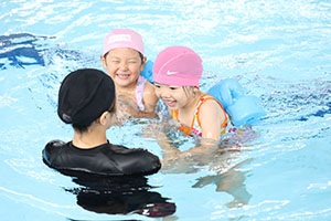 トップスイミングへ行きました　ばら・すみれ　NO．2