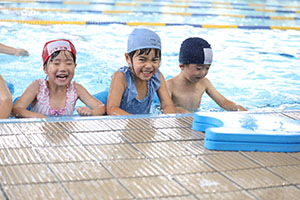 トップスイミングへ行きました　ばら・すみれ　NO．1