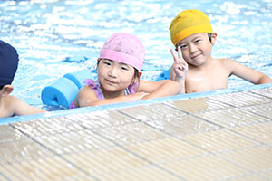 トップスイミングへ行きました　ばら・すみれ　NO．1