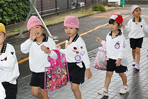 トップスイミングへ行きました　ばら・すみれ　NO．1