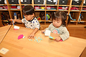 ほうきの制作　ひよこ