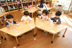 ほうきの制作　ひよこ