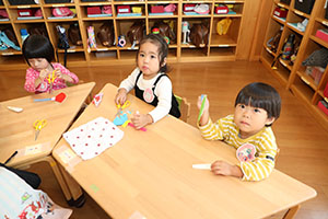 ほうきの制作　ひよこ