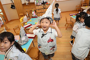 魔女の帽子の制作　ぱんだ