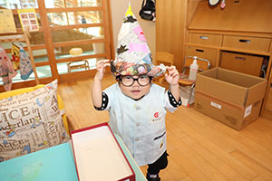 魔女の帽子の制作　ぱんだ