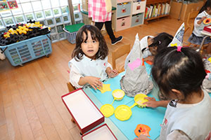 魔女の帽子の制作　ぱんだ