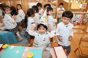 魔女の帽子の制作　ぱんだ