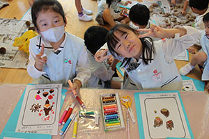 枝豆とさつまいもなどの絵を描きました　B