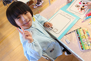 枝豆とさつまいもなどの絵を描きました　B