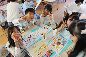 枝豆とさつまいもなどの絵を描きました　B