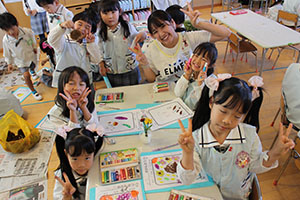 枝豆とさつまいもなどの絵を描きました　B