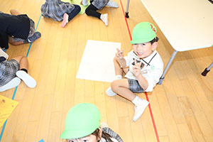 枝豆とさつまいもなどの絵を描きました　B