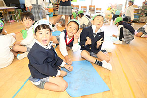 枝豆とさつまいもなどの絵を描きました　B