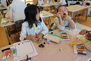 枝豆とさつまいもなどの絵を描きました　B