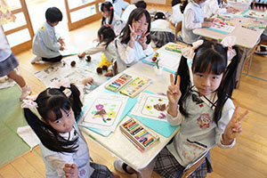 枝豆とさつまいもなどの絵を描きました　B