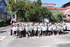 お散歩へでかけました　さくら・たんぽぽ