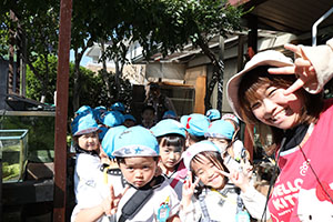 お散歩へでかけました　さくら・たんぽぽ