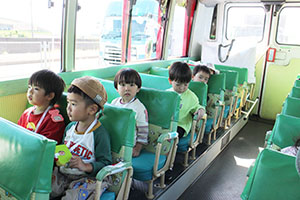 汽車バス遠足　キッズ木曜クラス