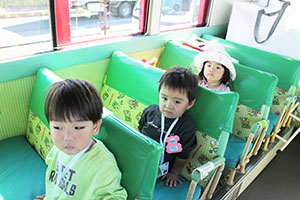 汽車バス遠足　キッズ木曜クラス