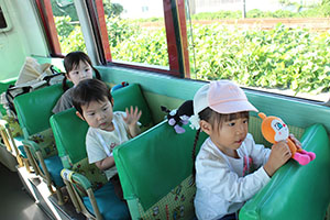 汽車バス遠足　キッズ木曜クラス