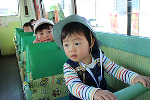 汽車バス遠足　キッズ木曜クラス