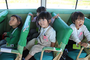 汽車バス遠足　キッズ木曜クラス
