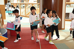 10月生まれのお誕生会　ーハロウィンビンゴー　年長