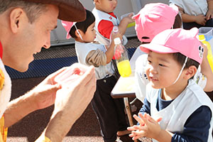 色水あそび　ひよこ