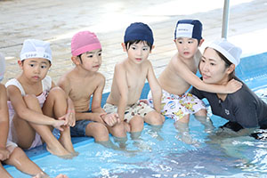 スイミングクラブへ行きました　ひまわり・さくら・たんぽぽ　NO．2