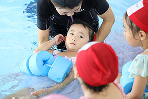スイミングクラブへ行きました　ひまわり・さくら・たんぽぽ　NO．2