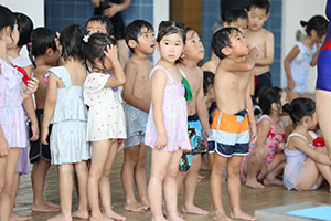 スイミングクラブへ行きました　ひまわり・さくら・たんぽぽ　NO．2