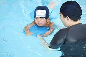 スイミングクラブへ行きました　ひまわり・さくら・たんぽぽ　NO．1