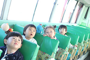 汽車バス遠足　キッズ水曜クラス
