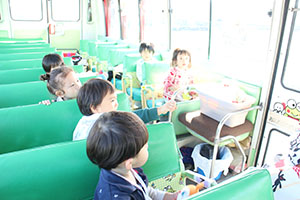 汽車バス遠足　キッズ水曜クラス