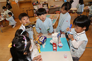 自由制作楽しかったね　ばら