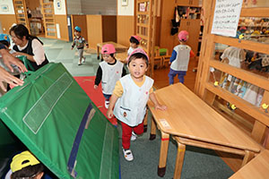 みんなで自由あそび　2歳児クラス