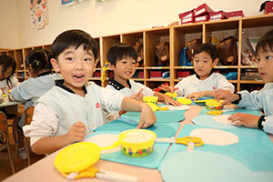 冬の制作　雪だるま　さくら