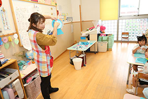 冬の制作　雪だるま　さくら