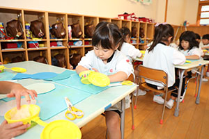 冬の制作　雪だるま　さくら