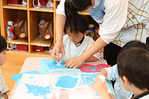 冬の制作　ブーツ　たんぽぽ