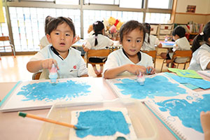 冬の制作　ブーツ　たんぽぽ