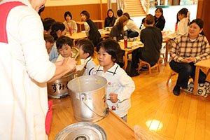 給食参観🍴給食試食会　　すみれ