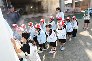 避難訓練　ー消防車がやってきたー　　NO.2