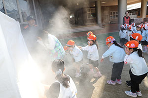 避難訓練　ー消防車がやってきたー　　NO.2